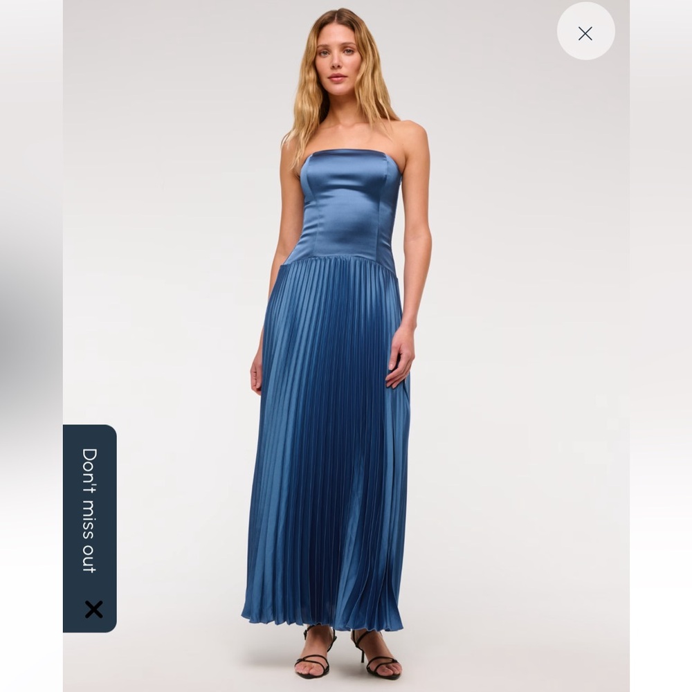 The A&F Giselle Drop-Waist Maxi Dress